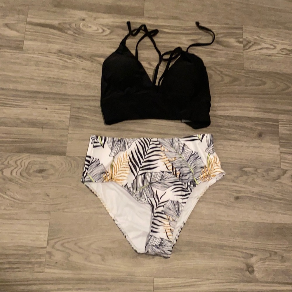 Cute bikini!